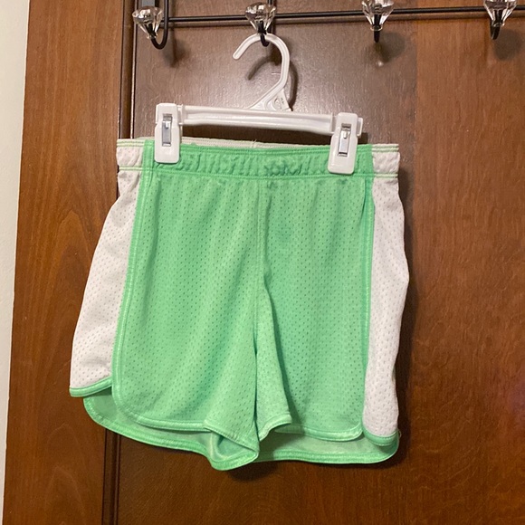 Little girls comfy shorts 2pc set πππ - Picture 7 of 13